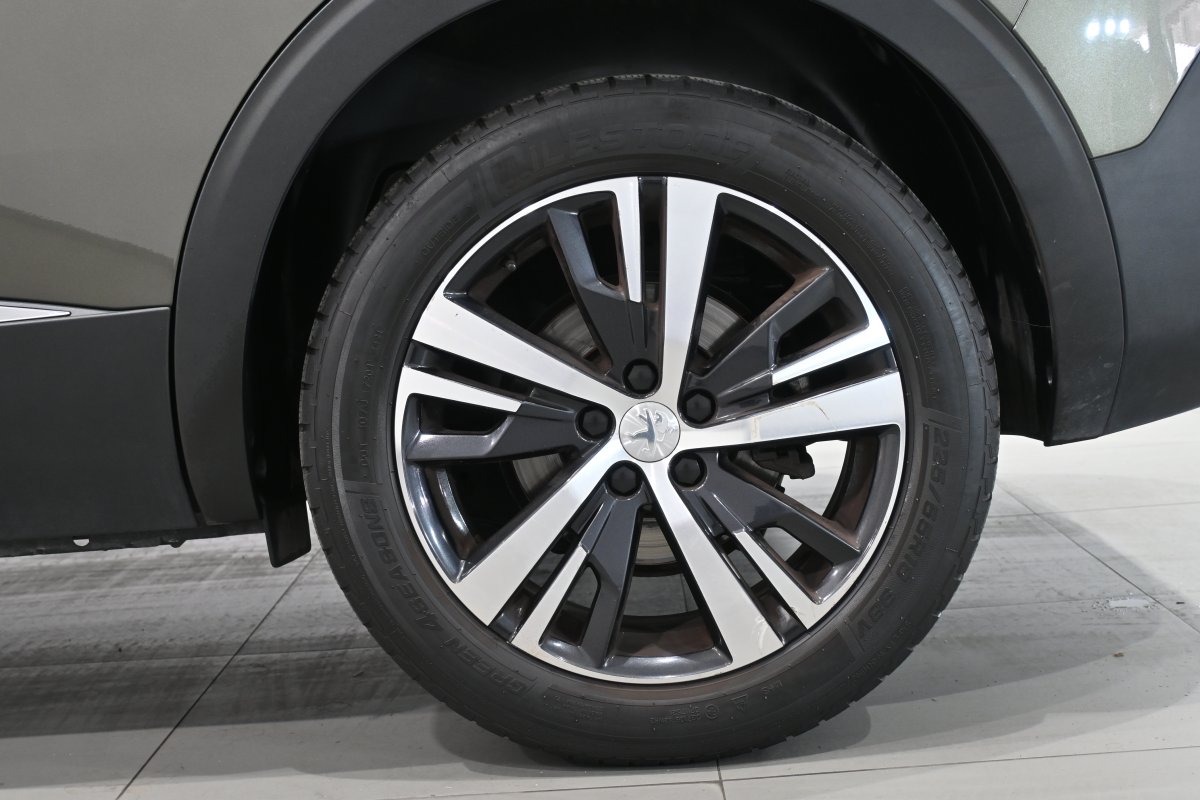 Foto Peugeot 5008 28