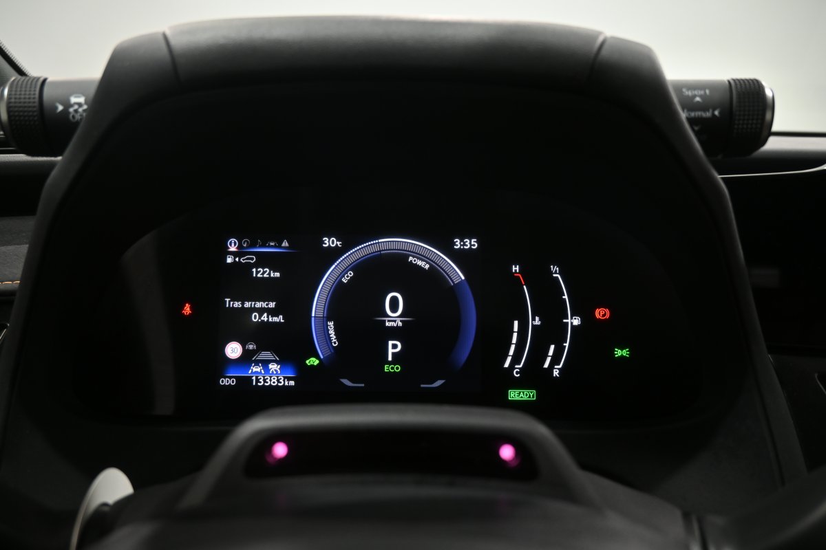 Foto Lexus UX 2.0 300h 14