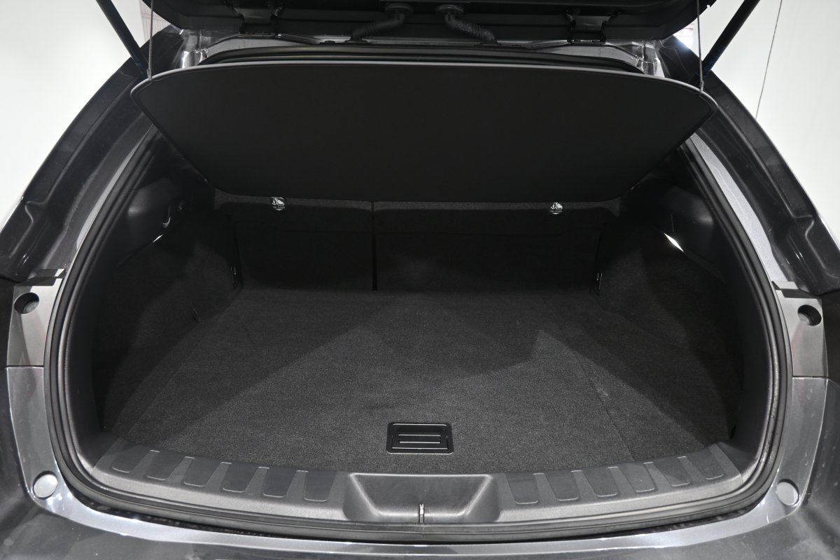 Foto Lexus UX 2.0 300h 8