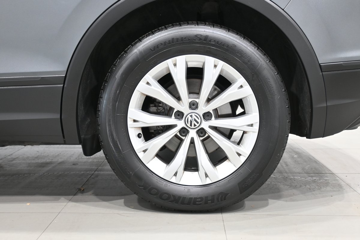 Foto Volkswagen Tiguan 27