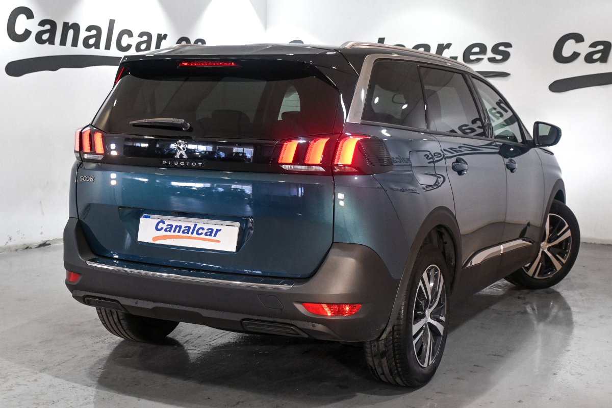 Foto Peugeot 5008 4