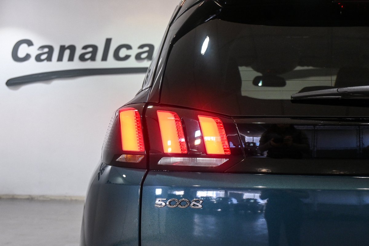Foto Peugeot 5008 11