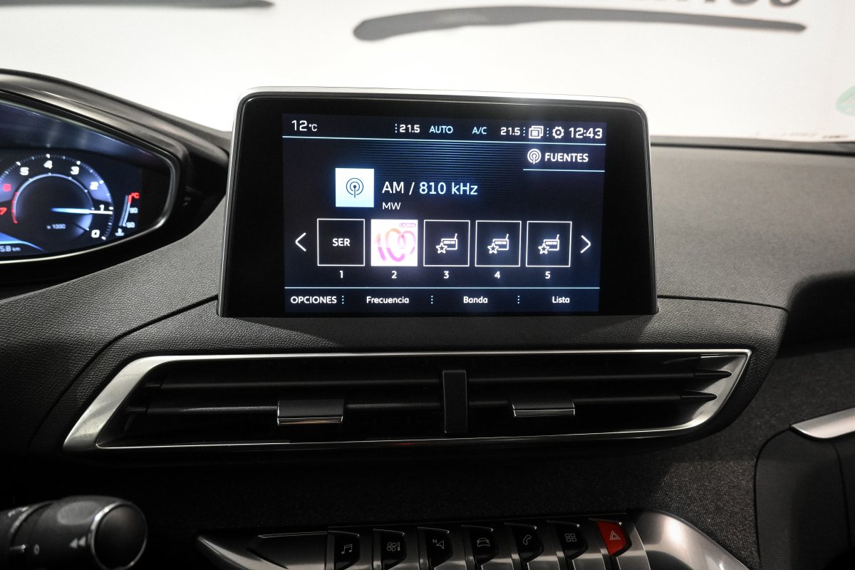 Foto Peugeot 5008 15