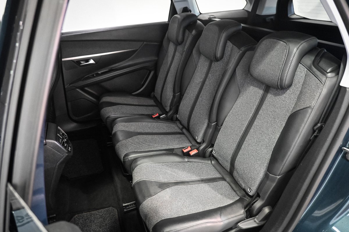 Foto Peugeot 5008 14