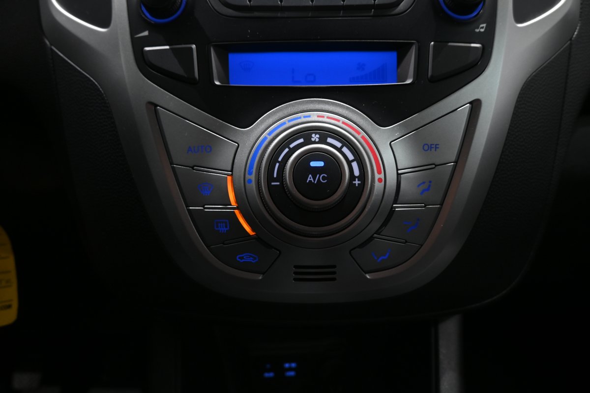 Foto Hyundai ix20 16