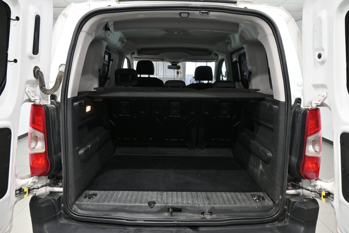 Foto Peugeot NUEVO 8