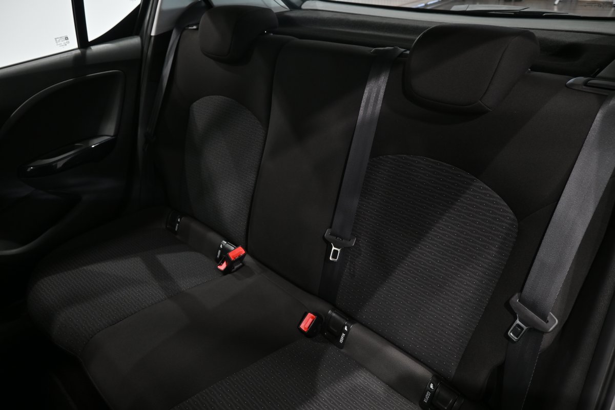 Foto Opel Corsa 11