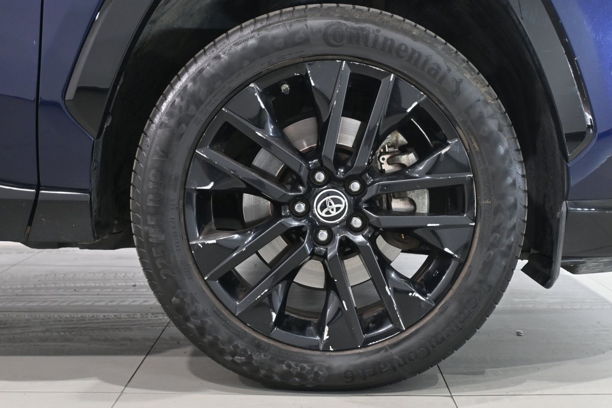 Foto Toyota RAV-4 28