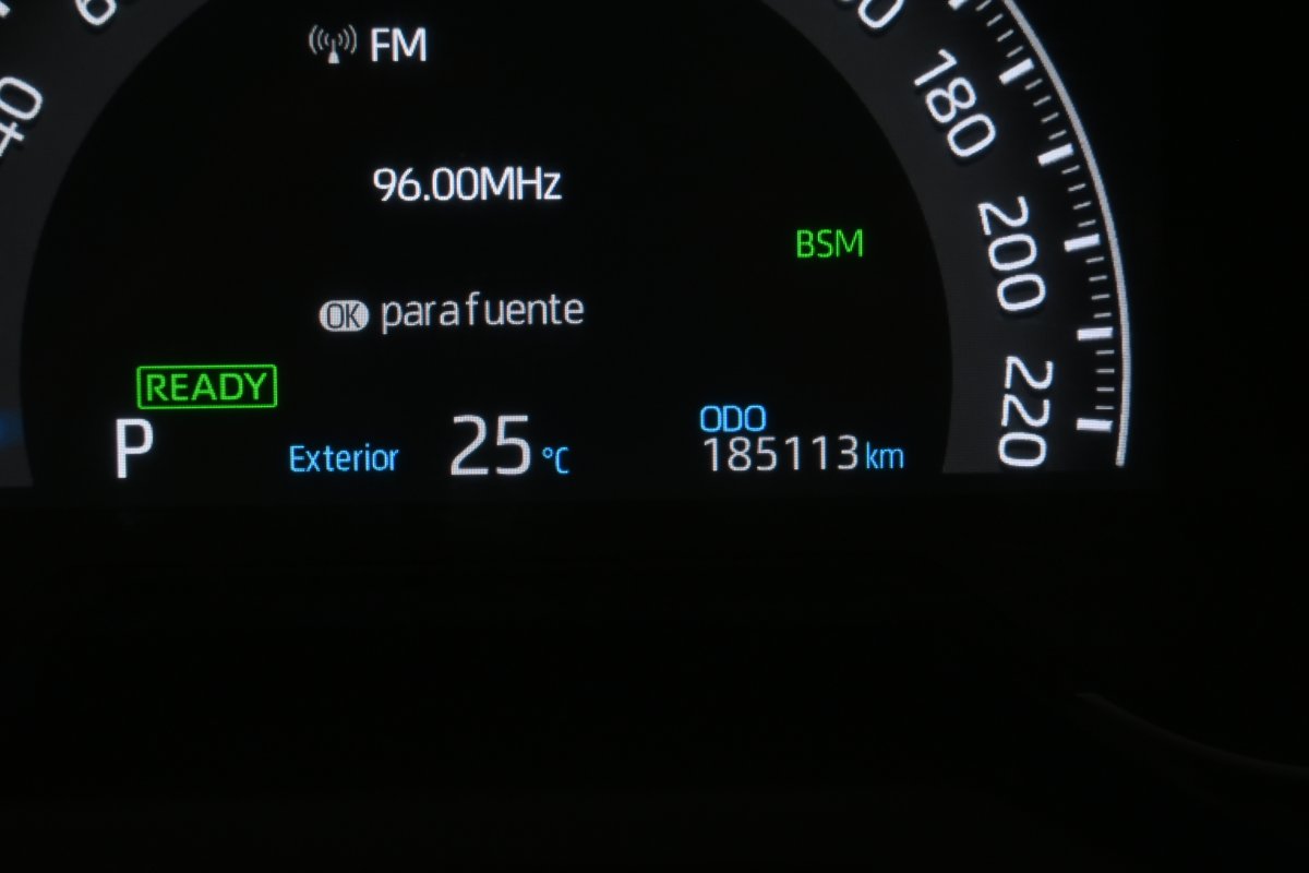 Foto Toyota RAV-4 13