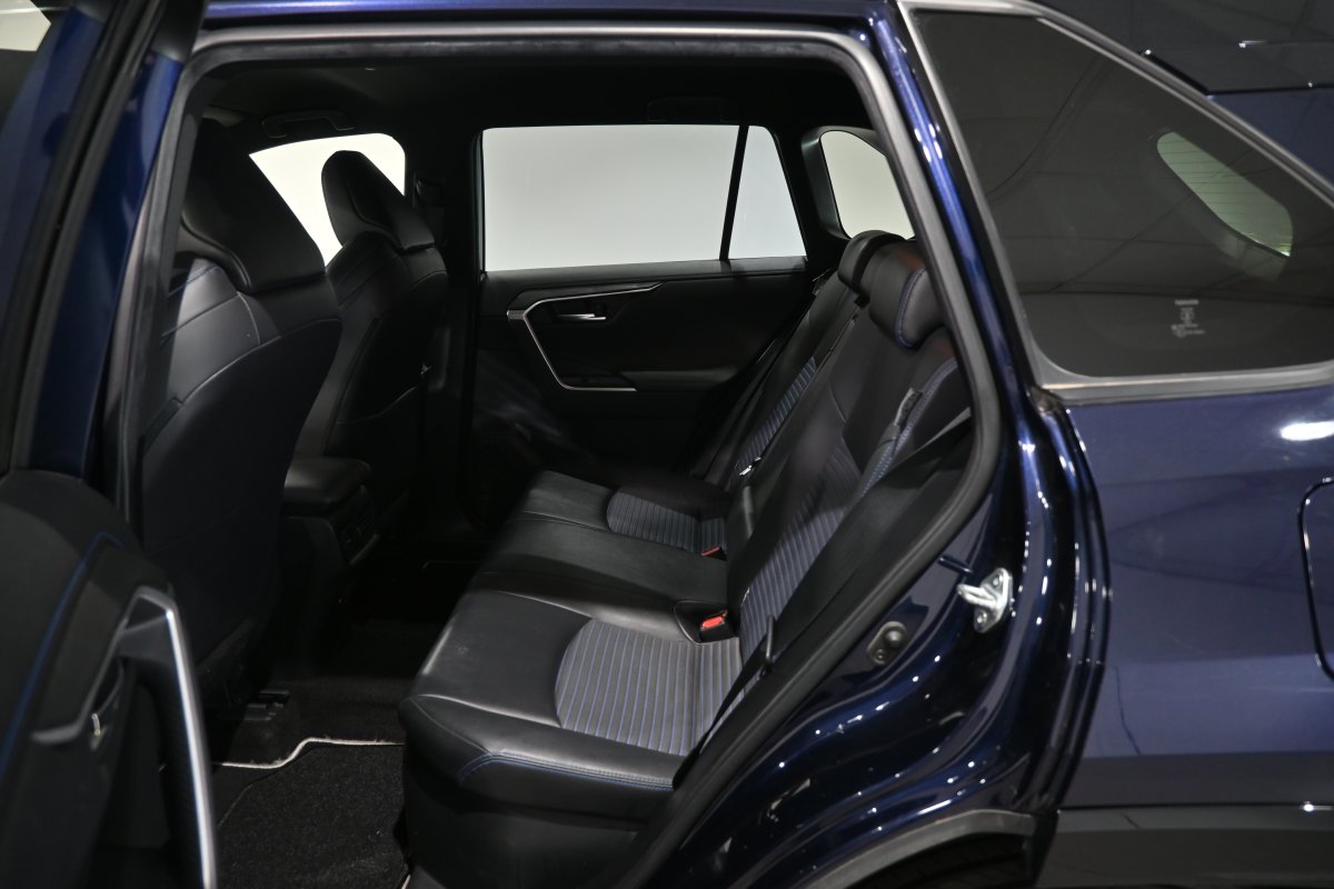 Foto Toyota RAV-4 11