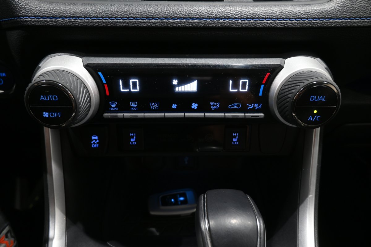 Foto Toyota RAV-4 17