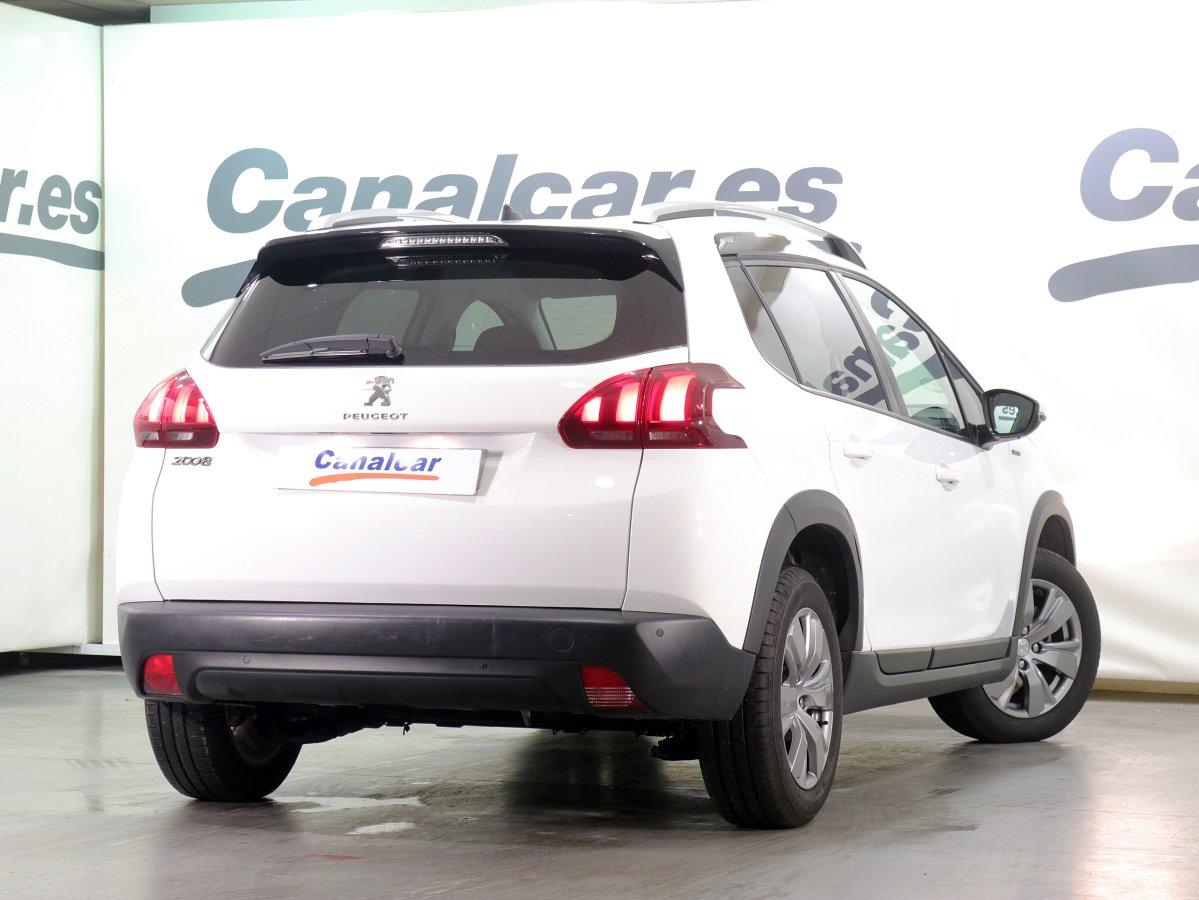 Foto Peugeot 2008 4