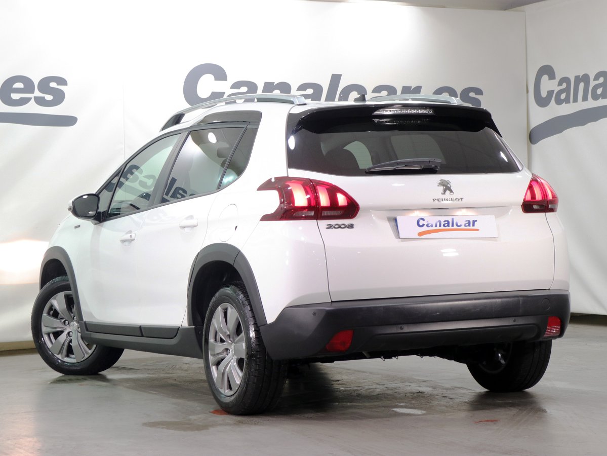 Foto Peugeot 2008 6