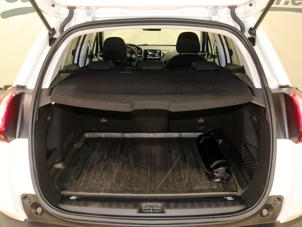 Foto Peugeot 2008 8