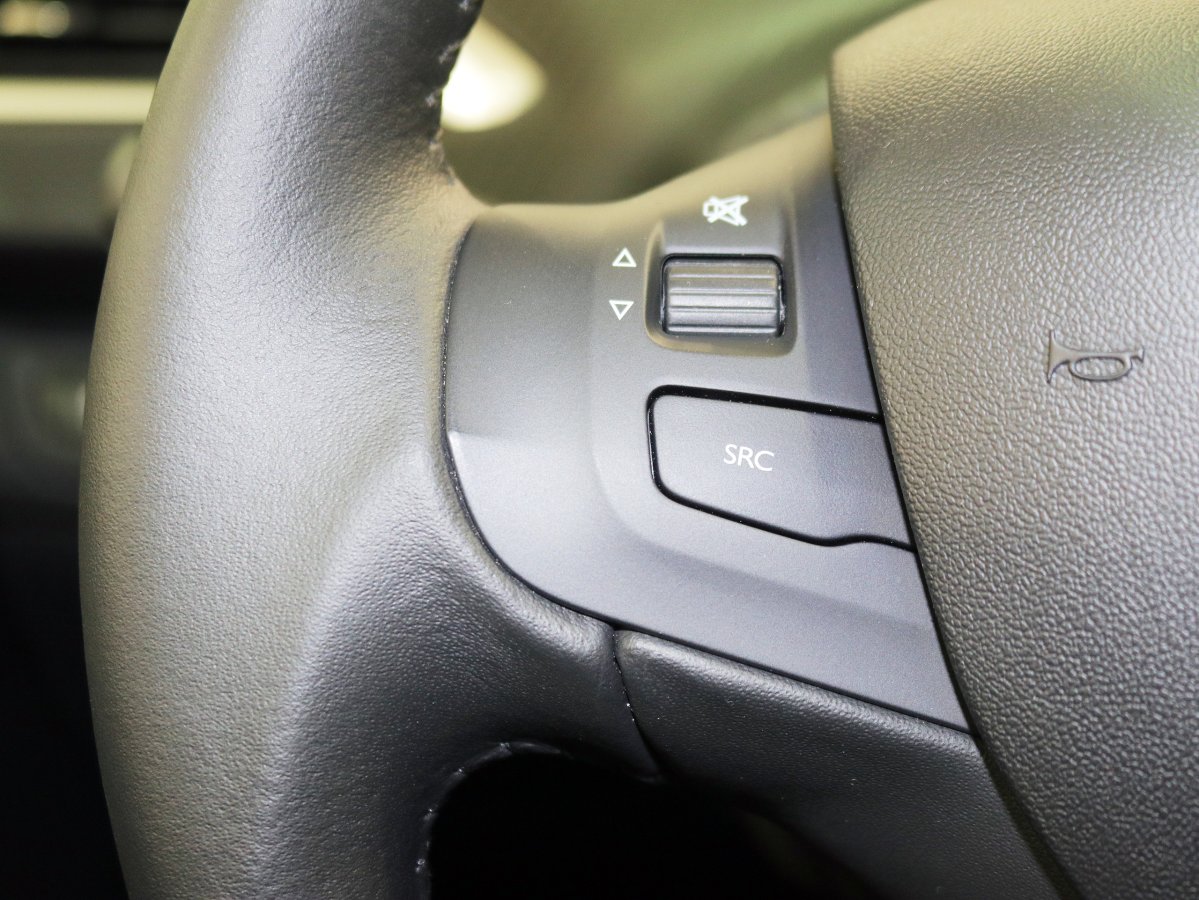 Foto Peugeot 2008 28
