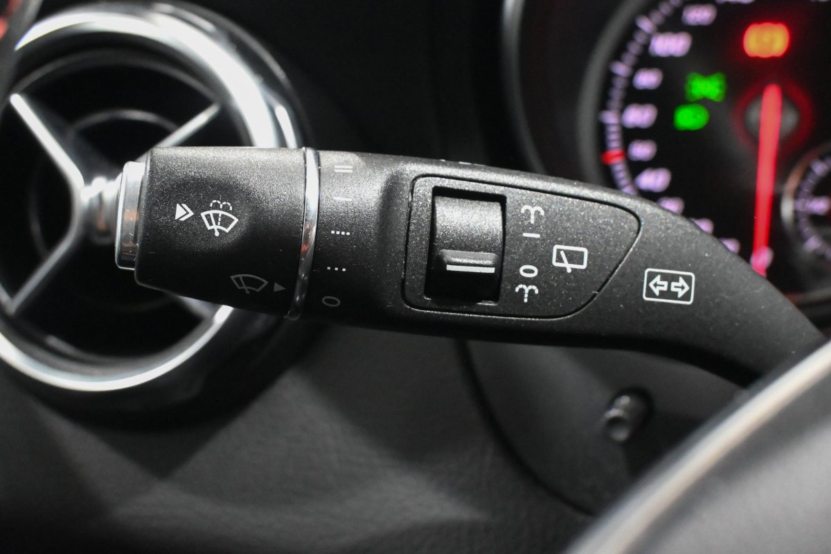 Foto Mercedes-Benz GLA 22