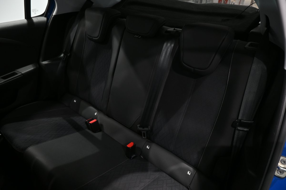 Foto Opel Corsa 12