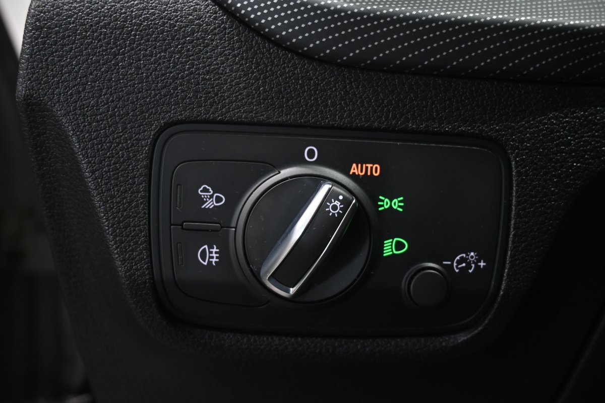 Foto Audi Q2 27