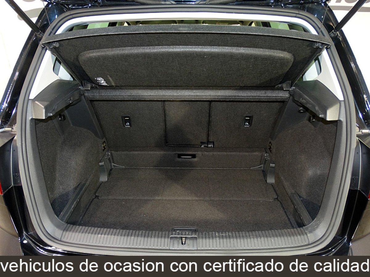 Foto Volkswagen Golf 8
