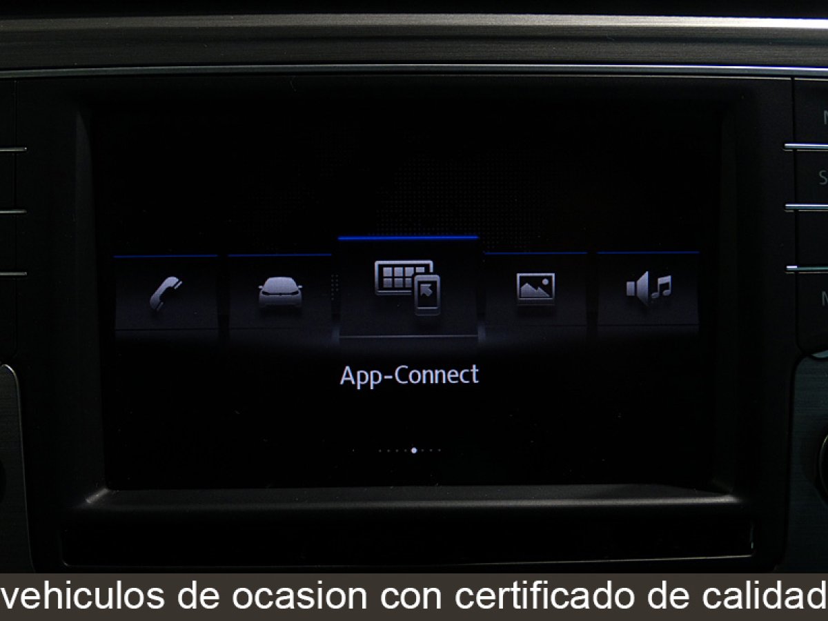 Foto Volkswagen Golf 17