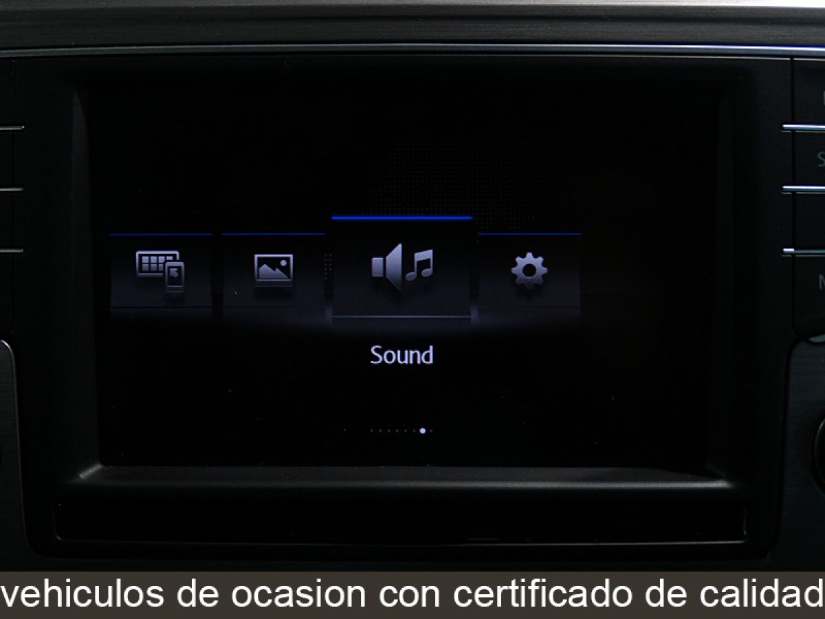 Foto Volkswagen Golf 19