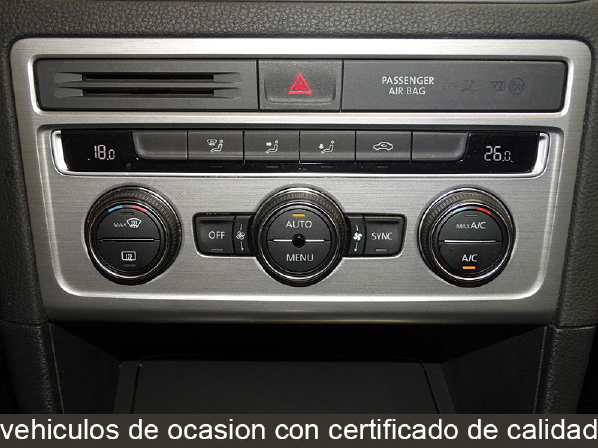 Foto Volkswagen Golf 23