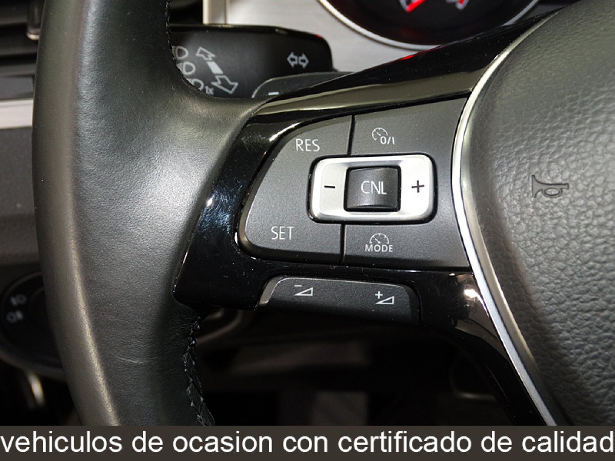 Foto Volkswagen Golf 29