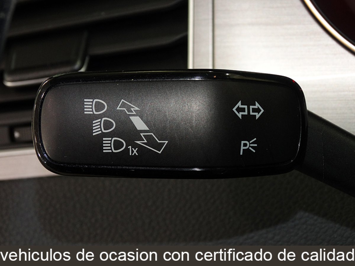Foto Volkswagen Golf 33