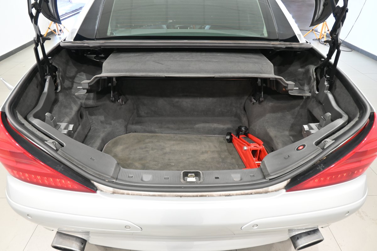 Foto Mercedes-Benz SL 8