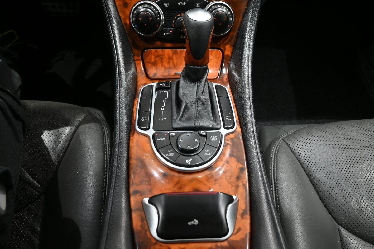 Foto Mercedes-Benz SL 16