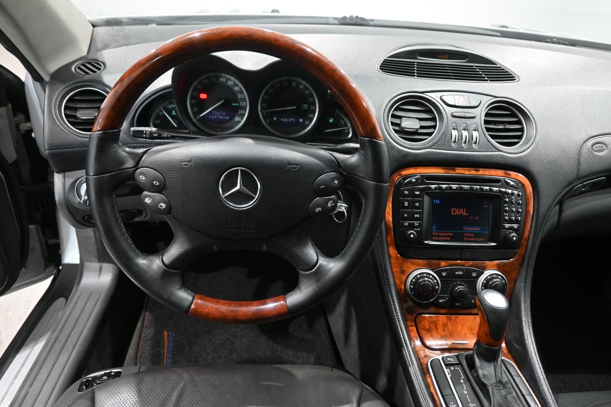 Foto Mercedes-Benz SL 17