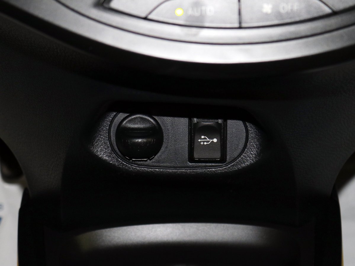 Foto Toyota Yaris 23