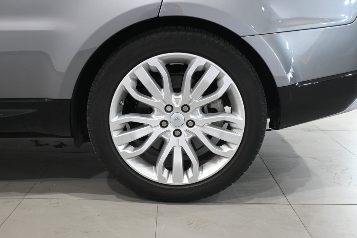 Foto Land Rover Range Rover Sport 38