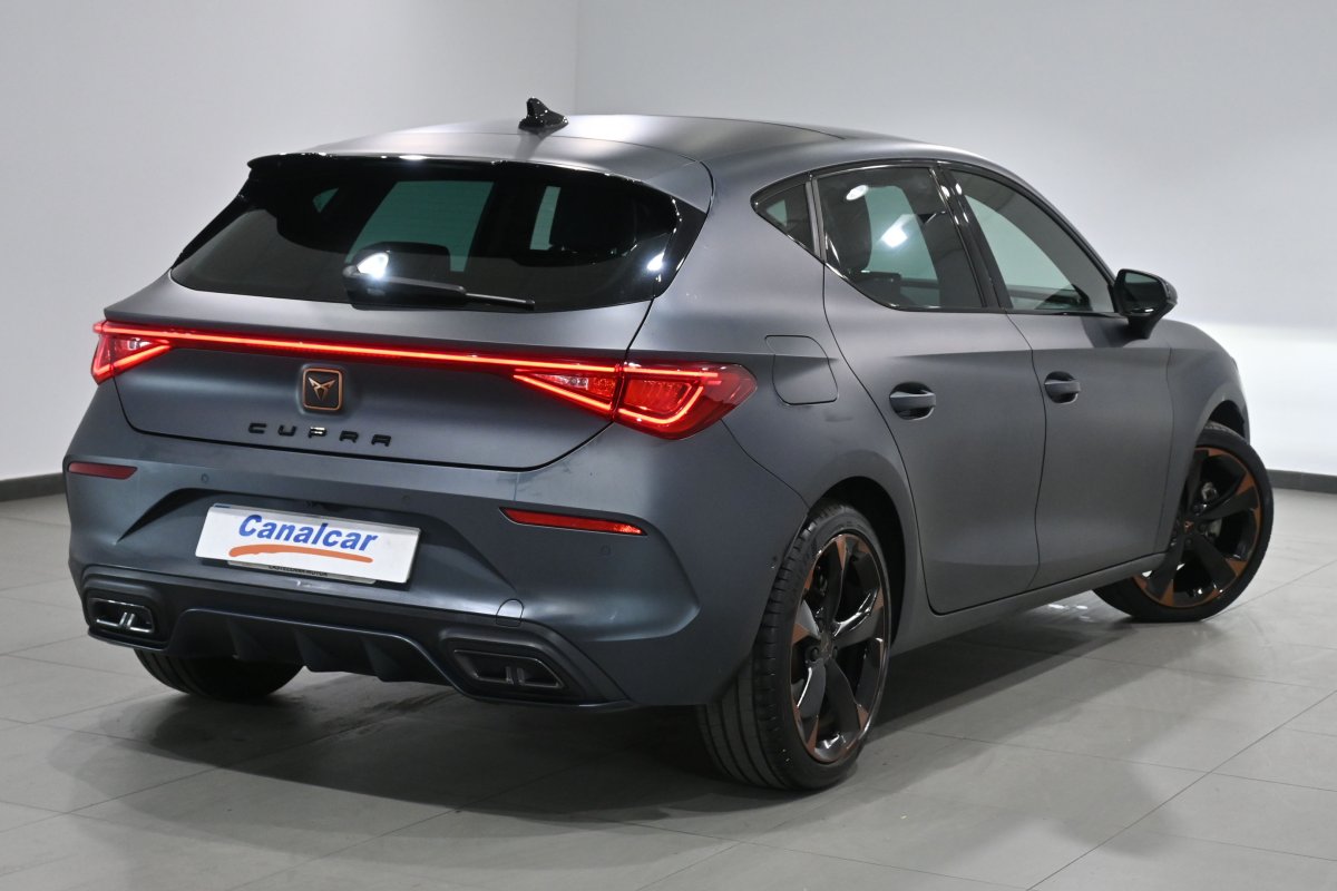 Foto CUPRA Leon 4