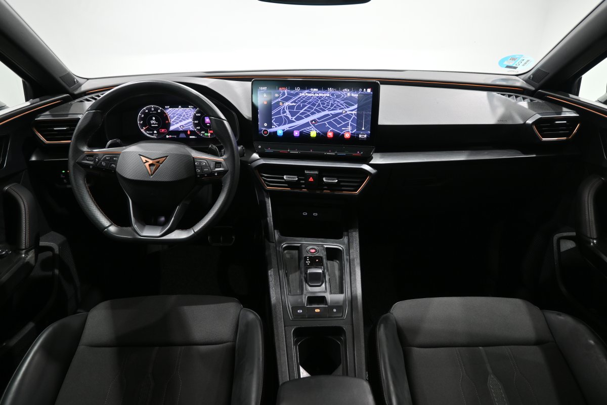 Foto CUPRA Leon 18