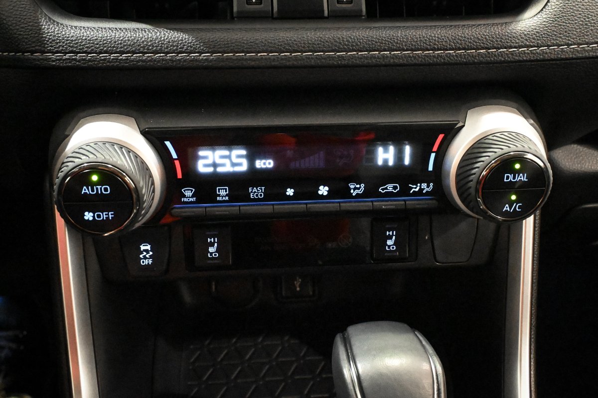 Foto Toyota Rav4 16