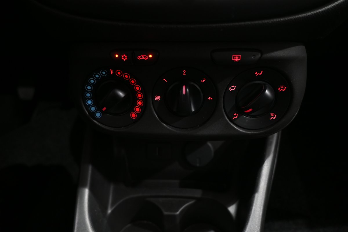 Foto Opel Corsa 17