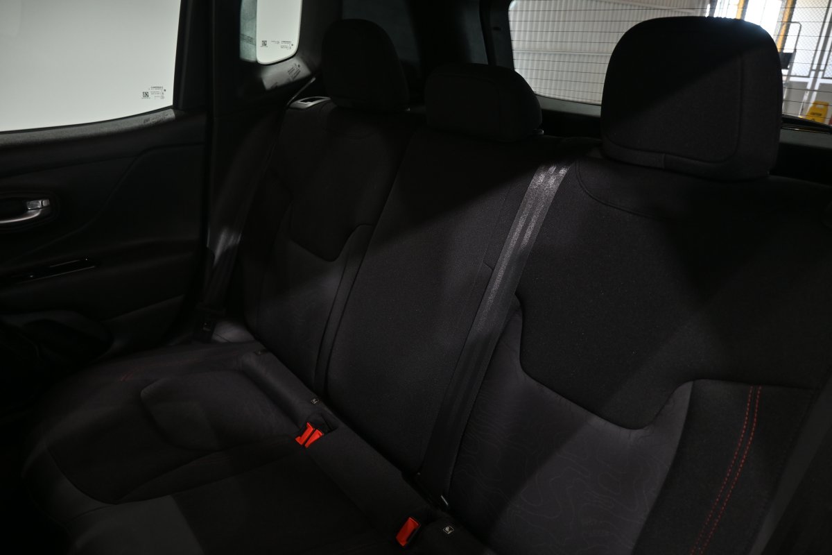 Foto Jeep Renegade 12