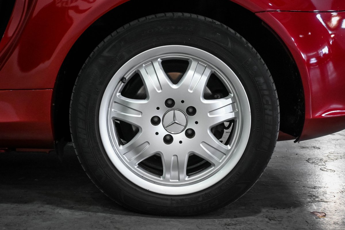 Foto Mercedes-Benz SLK 30
