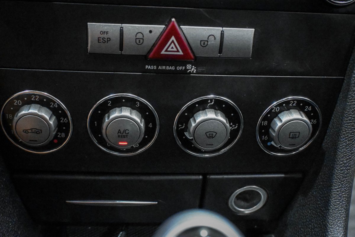 Foto Mercedes-Benz SLK 20