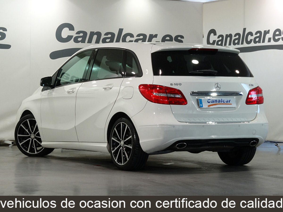 Foto Mercedes-Benz B 180 6