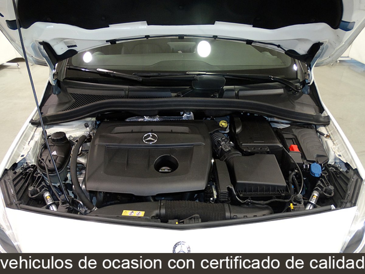Foto Mercedes-Benz B 180 7