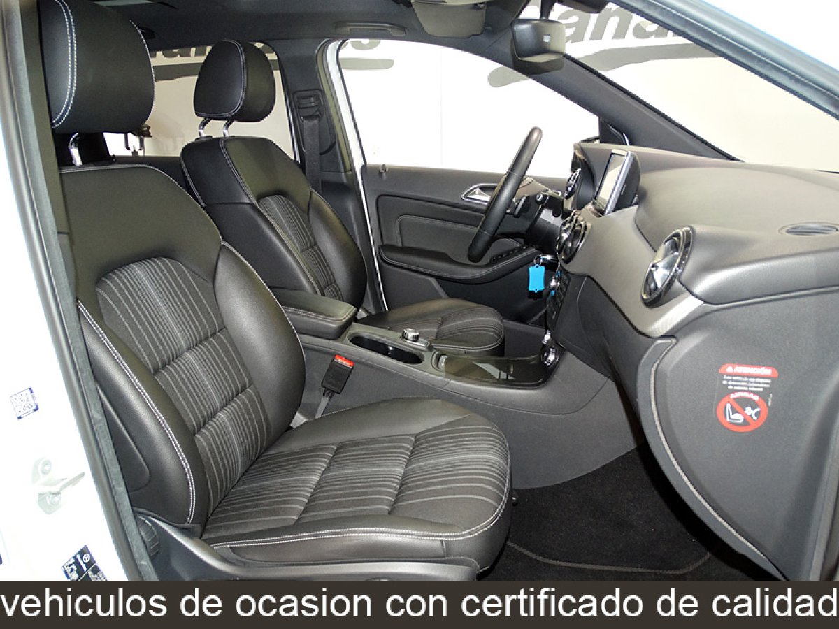 Foto Mercedes-Benz B 180 15