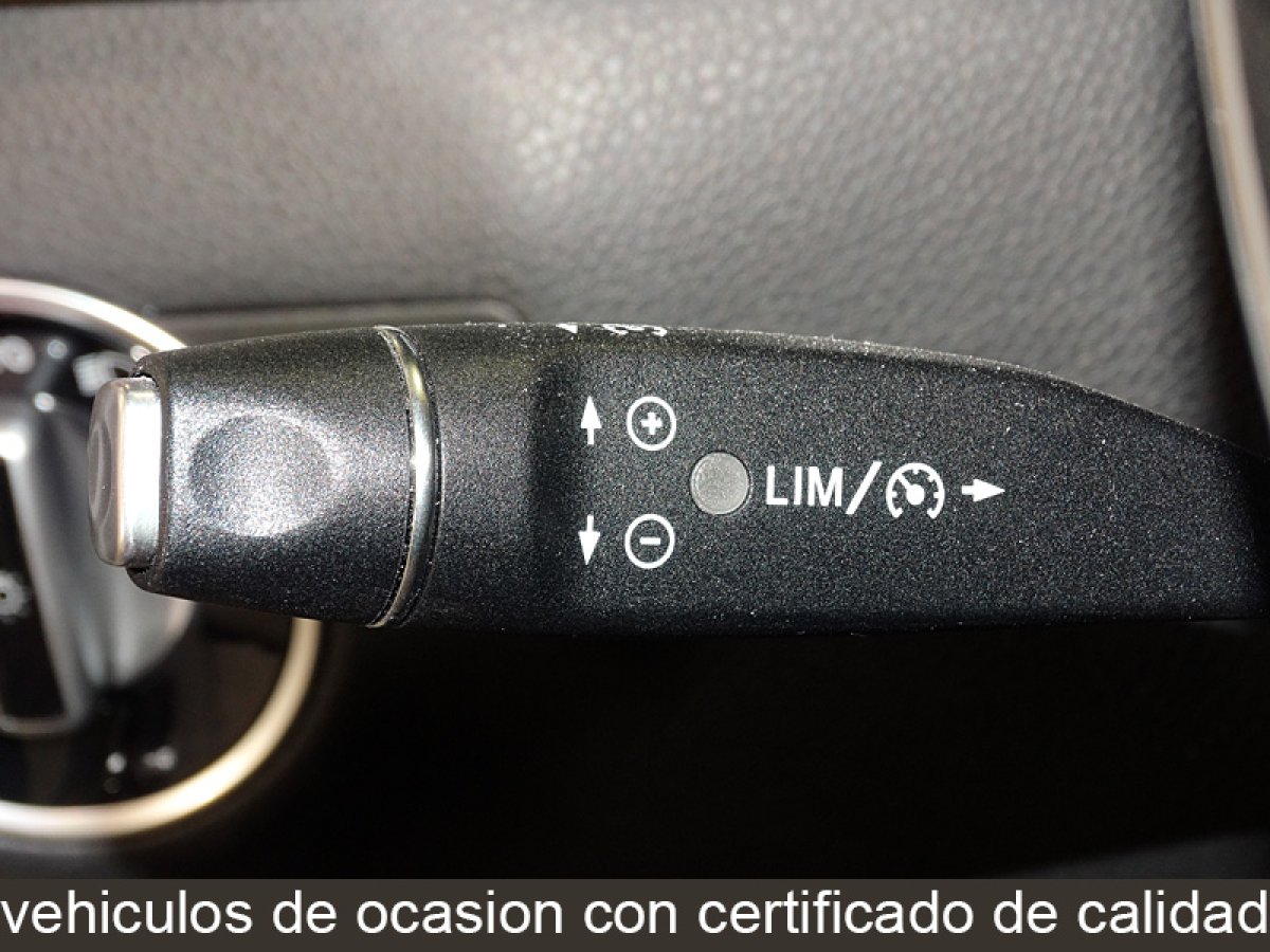 Foto Mercedes-Benz B 180 21