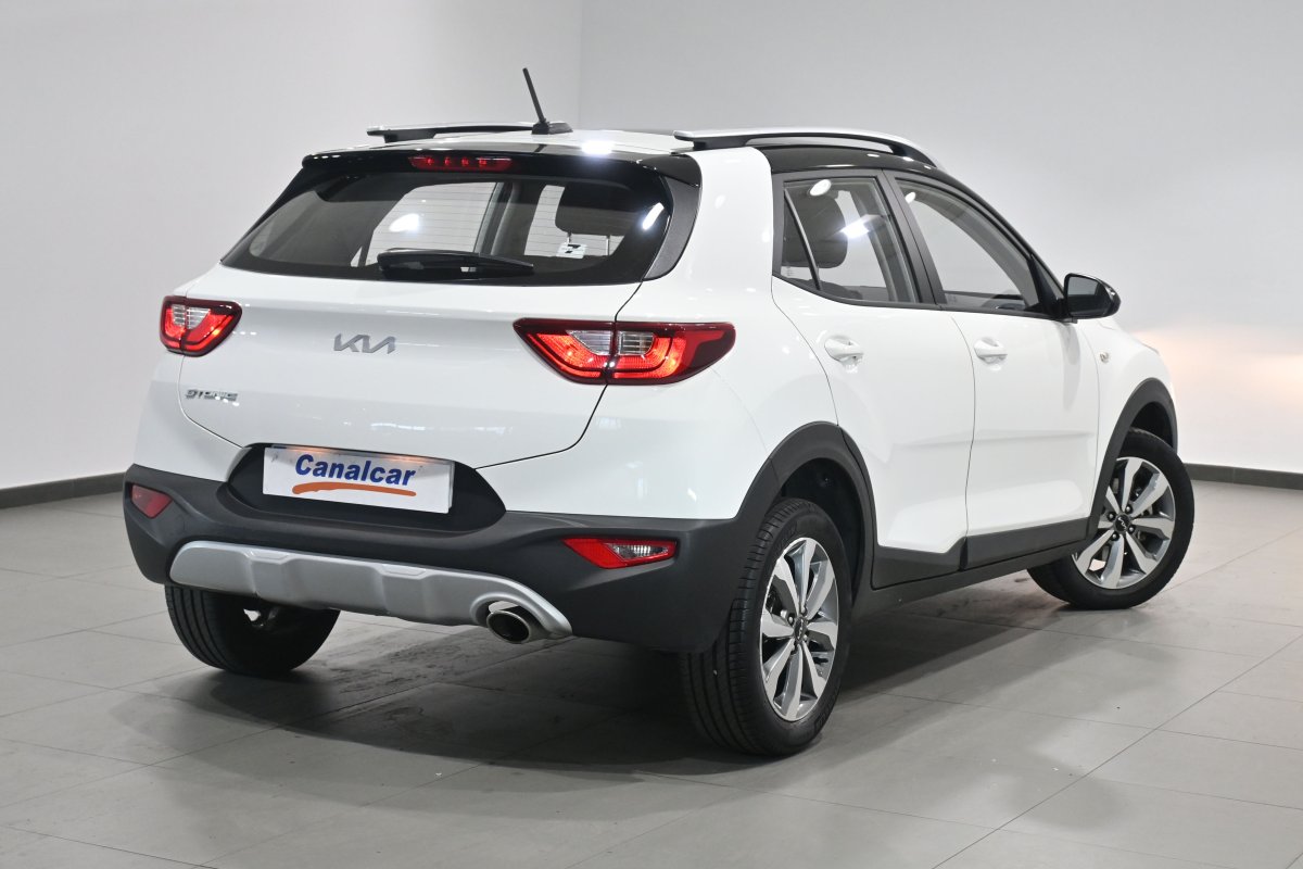 Foto Kia Stonic 4