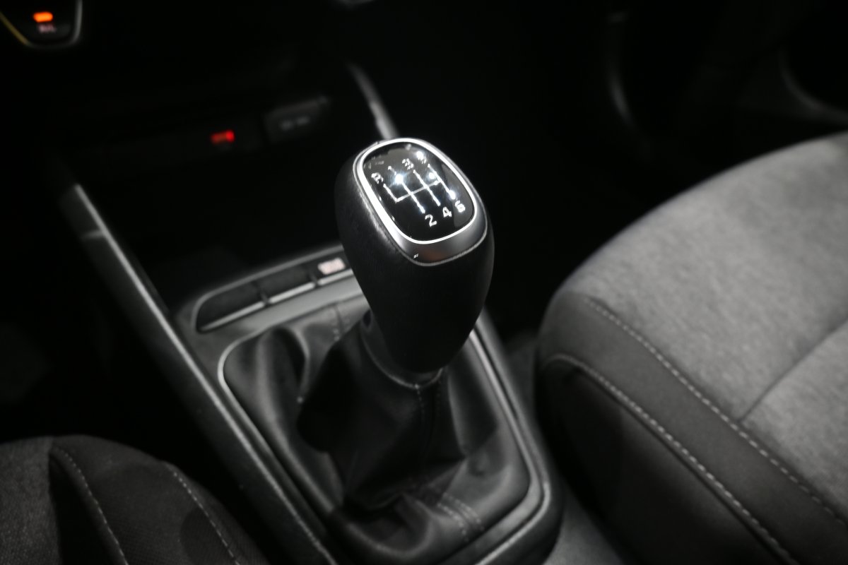 Foto Kia Stonic 13