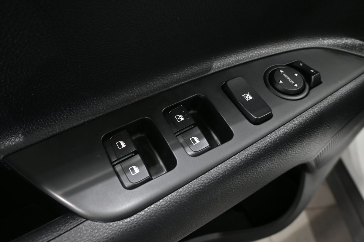 Foto Kia Stonic 19