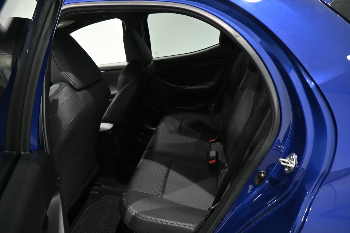Foto Toyota Yaris 11