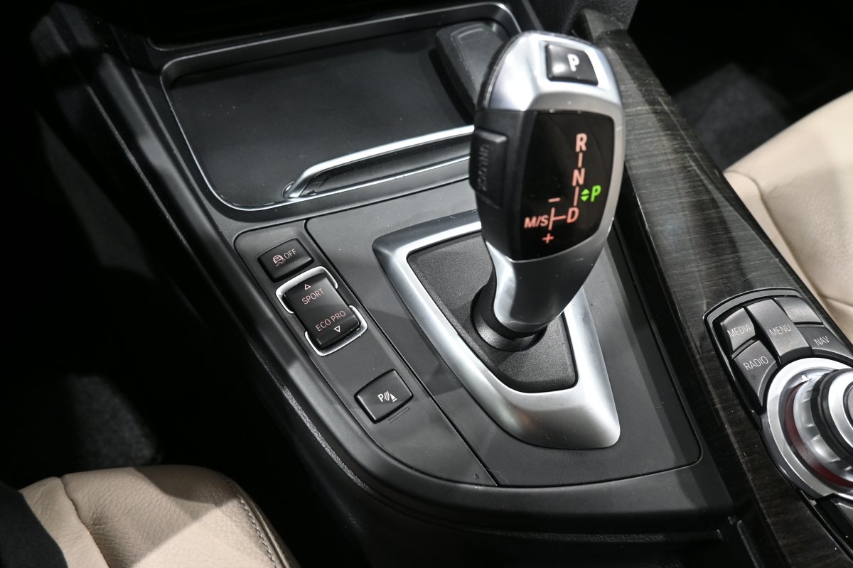 Foto Bmw 318dA GRAN TURISMO 17