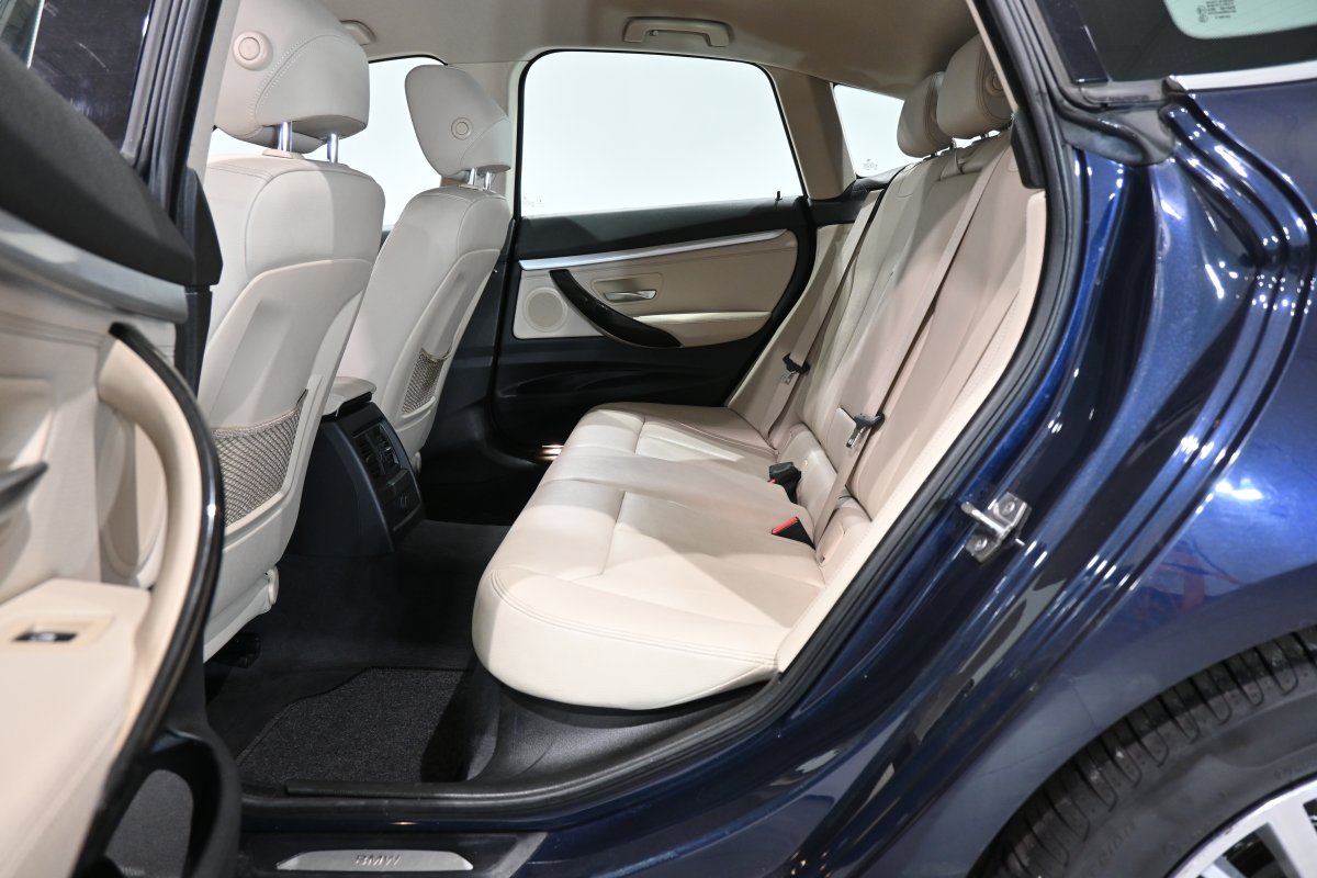 Foto Bmw 318dA GRAN TURISMO 10